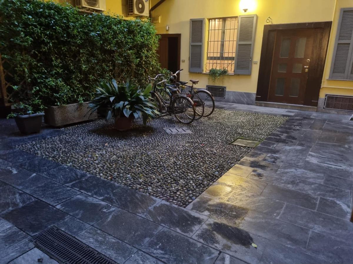 Corso Venezia 33 Milaan Buitenkant foto